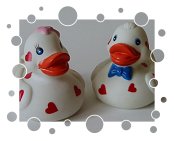 Entenpaar mit Herzchen
